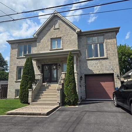 Doux Cocon Apartamento Saint-Jean-sur-Richelieu Exterior foto
