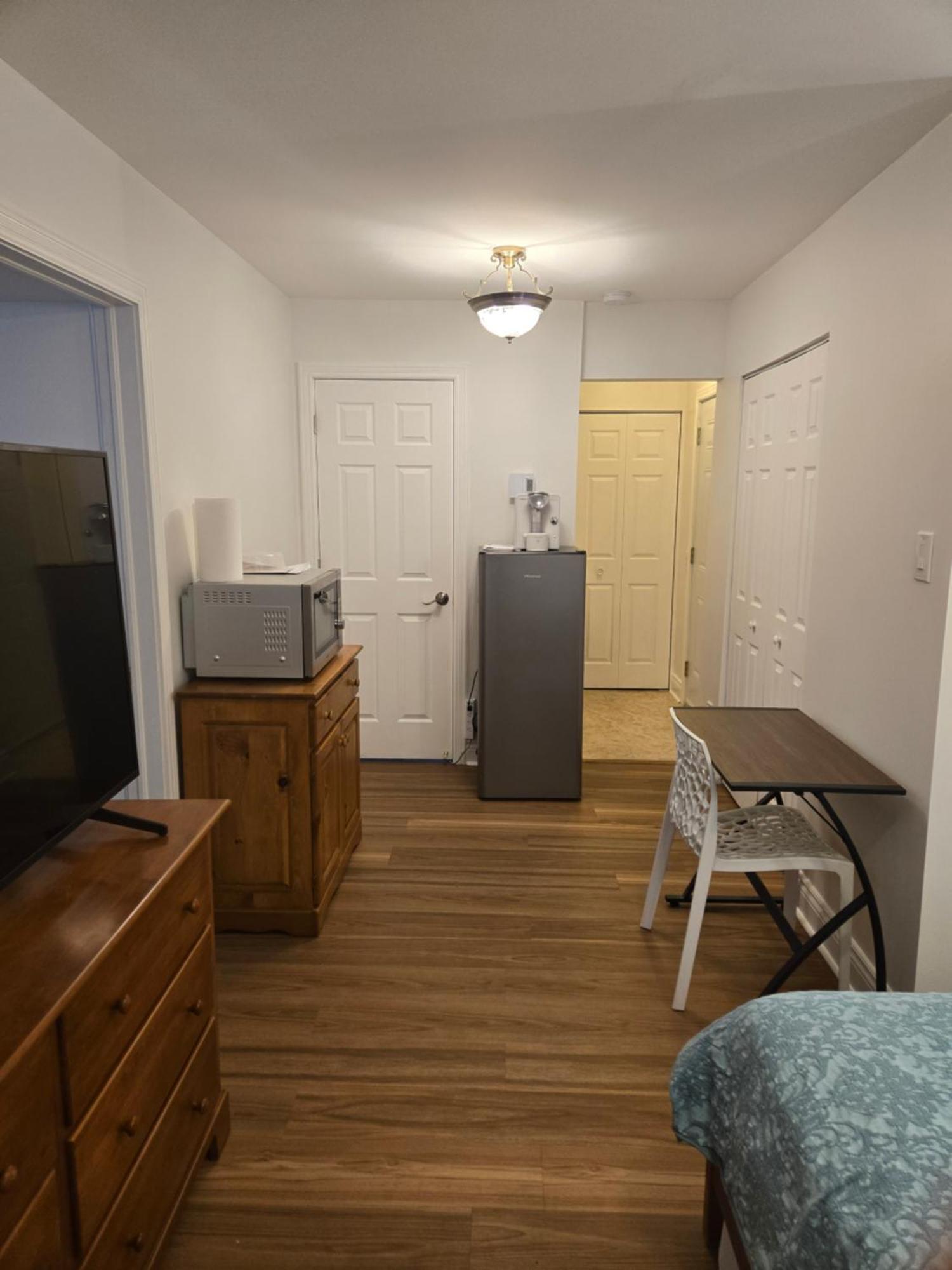 Doux Cocon Apartamento Saint-Jean-sur-Richelieu Exterior foto